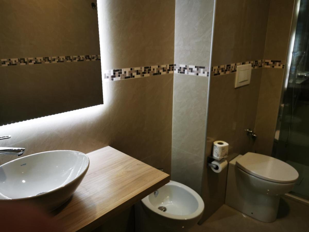 ג'נובה New Alexander Hotel מראה חיצוני תמונה