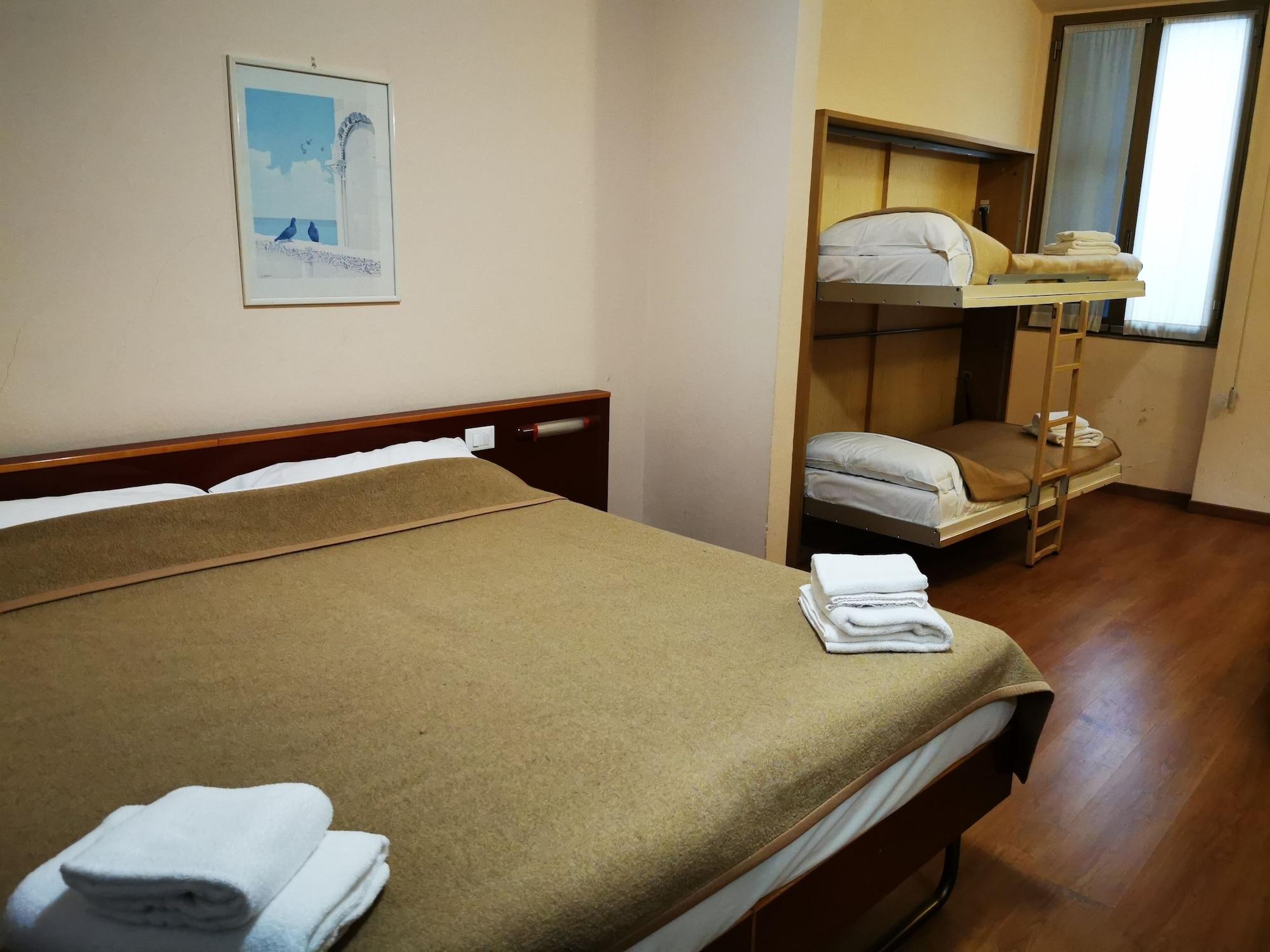 ג'נובה New Alexander Hotel מראה חיצוני תמונה