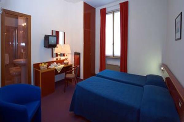ג'נובה New Alexander Hotel מראה חיצוני תמונה
