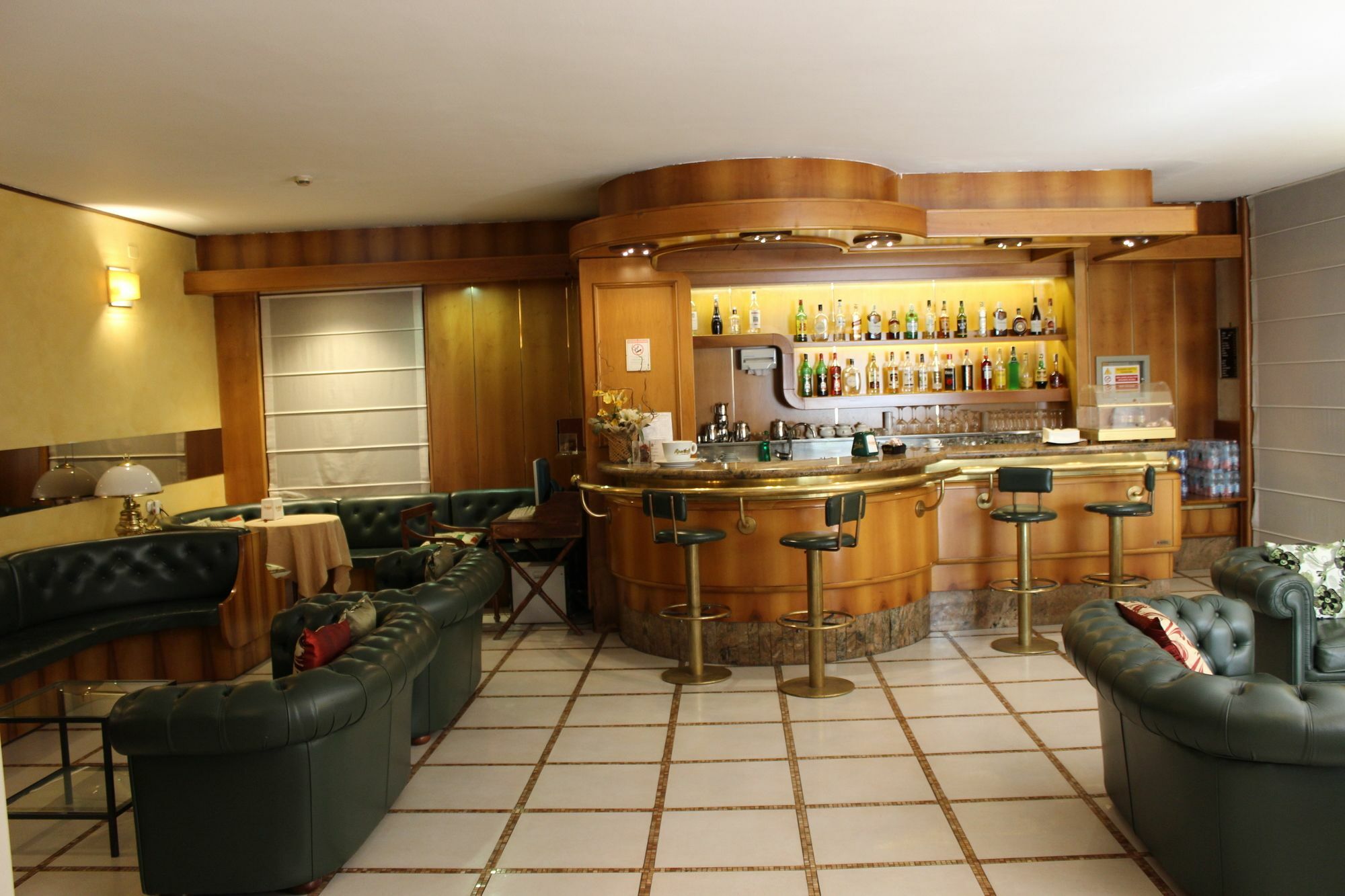 ג'נובה New Alexander Hotel מראה חיצוני תמונה